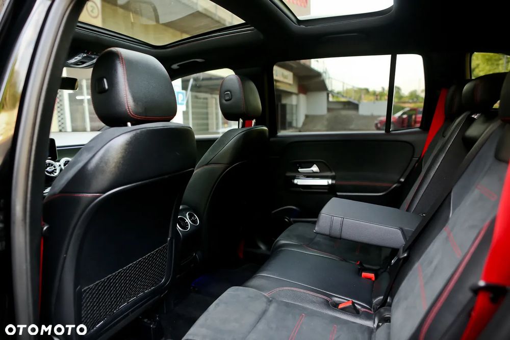 Mercedes-Benz GLB AMG 35 4Matic AMG Speedshift DCT 8G - 8