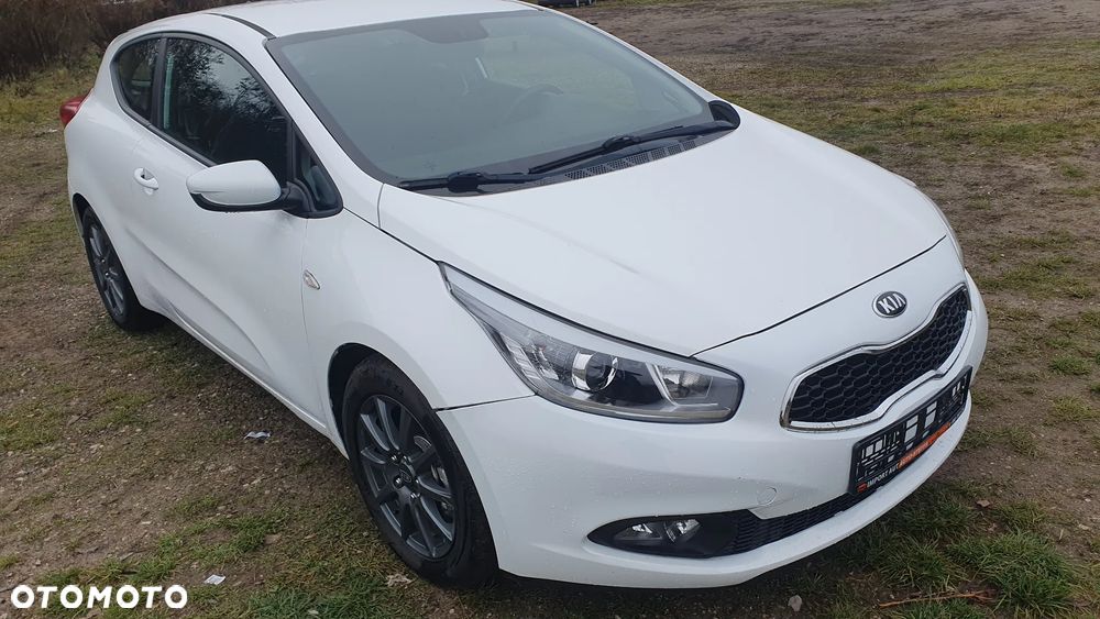 Kia ProCeed 1.4 CRDI M - 4