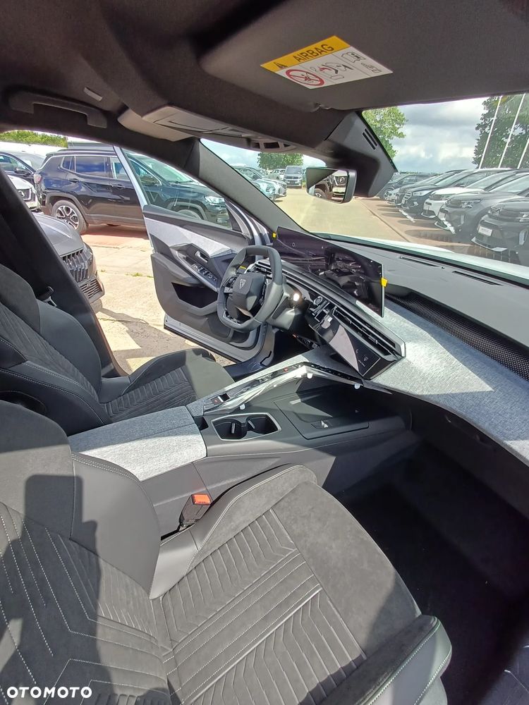 Peugeot 3008 1.2 PureTech mHEV GT S&S e-DCS6 - 16