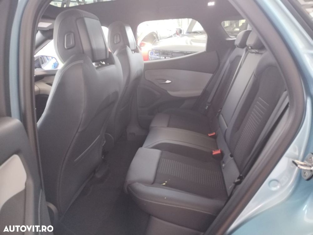 Ford Explorer RWD 77 kWh Extended Range Premium - 4