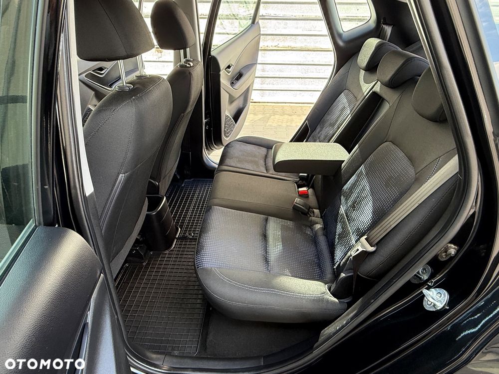 Hyundai ix20 1.4 blue Comfort - 14
