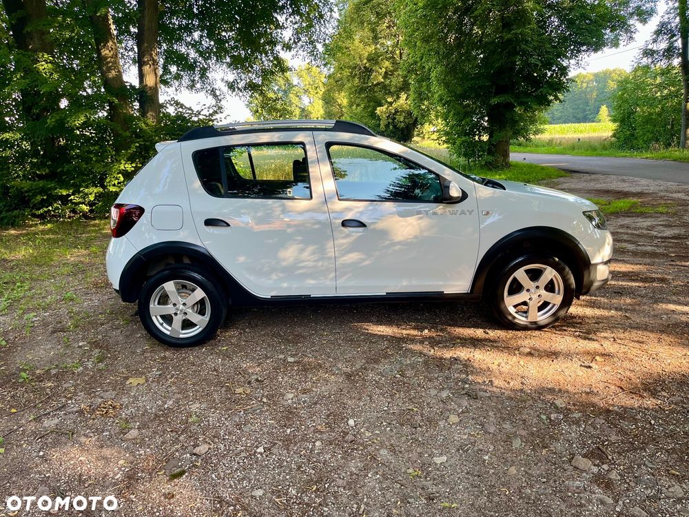 Dacia Sandero Stepway TCe 90 (S&S) Prestige - 4