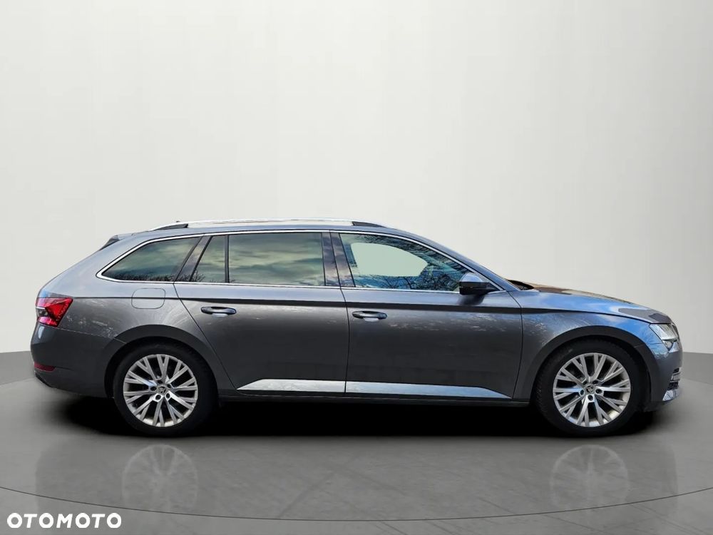 Skoda Superb 2.0 TDI SCR 4x4 Style DSG - 1