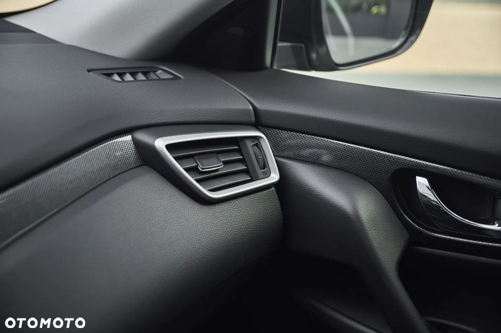 Nissan X-Trail 1.6 DCi Tekna 2WD Xtronic 7os - 39