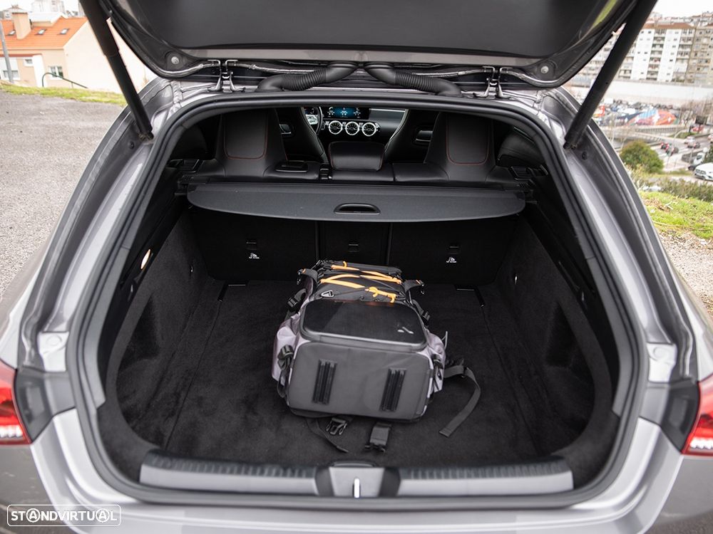 Mercedes-Benz CLA 180 d 8G-DCT AMG Line - 18