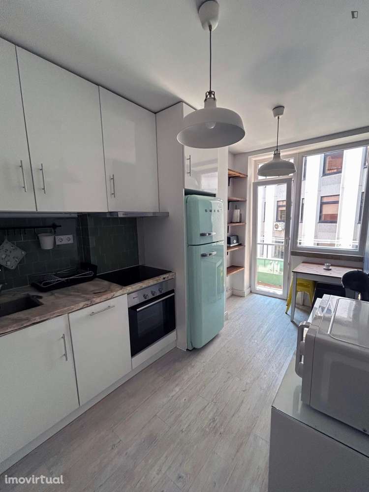 Apartamento com 3 quartos - localizado em Marquês de Pombal Lisbon - Grande imagem: 2/26