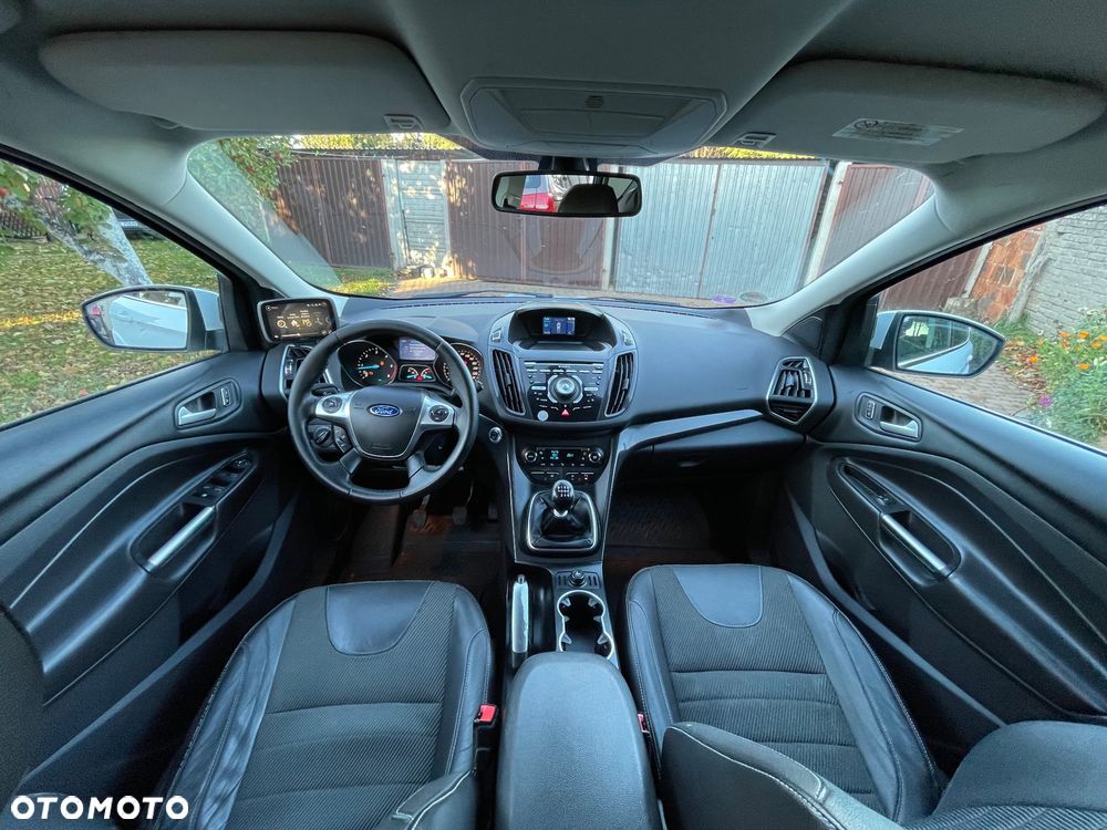 Ford Kuga 2.0 TDCi 2x4 Individual - 11