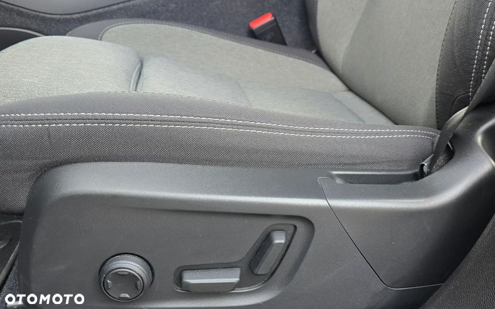 Volvo XC 40 B3 Core - 26