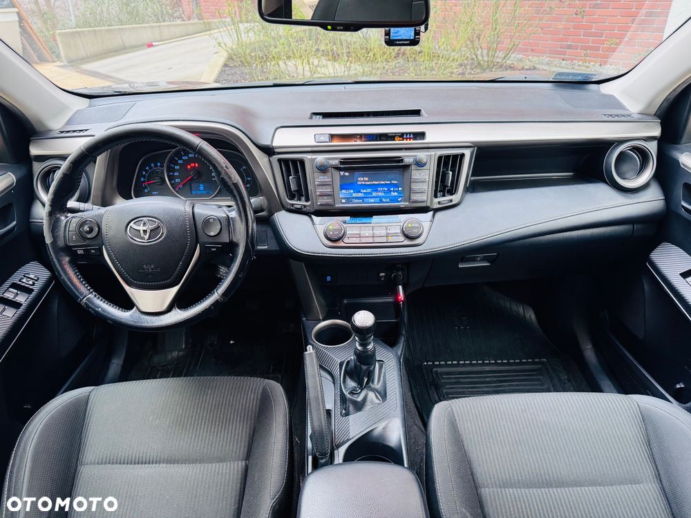 Toyota RAV4 2.0 D-4D Premium 4x2 - 19