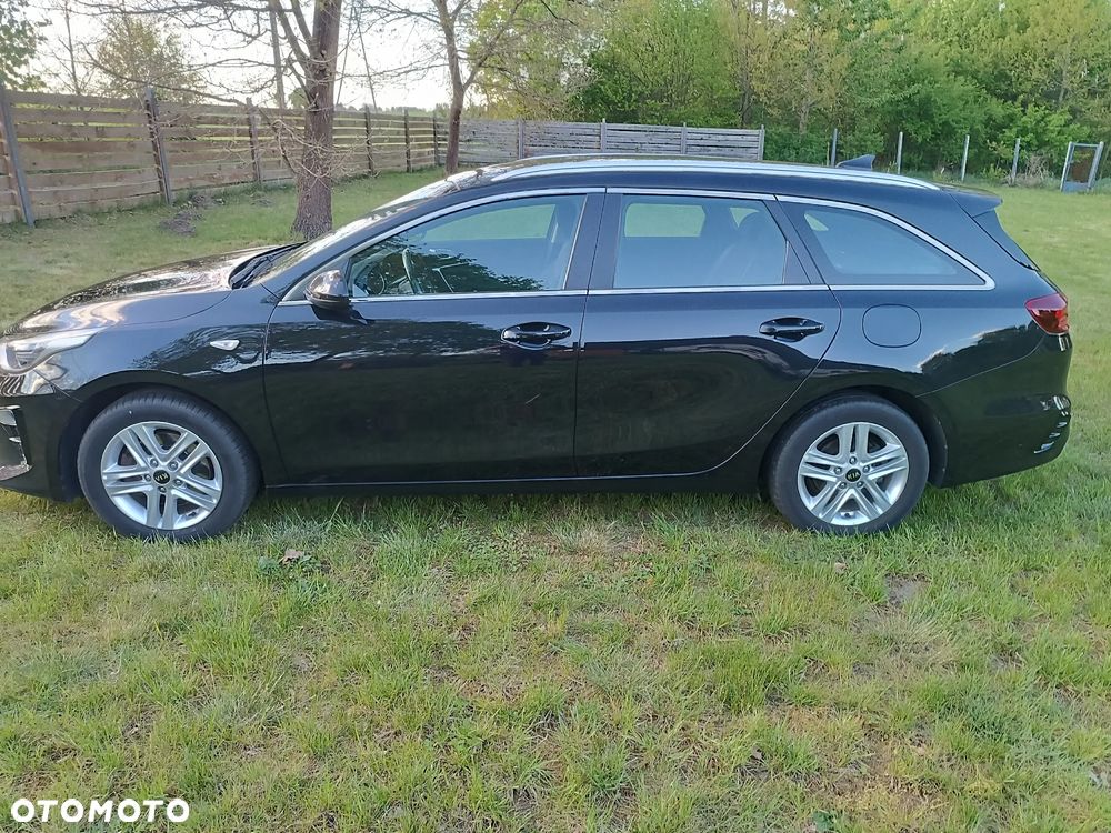 Kia Ceed 1.6 CRDi Eco-Dynamics+ (48V Mild-Hybrid) Vision - 3
