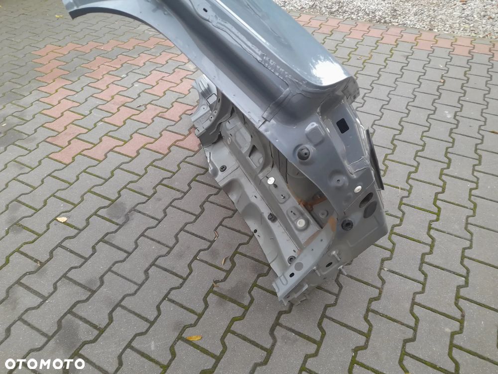 Błotnik prawy tył kolor 728 volvo xc60 II 2023R - 6