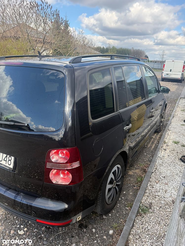 Volkswagen Touran 1.6 Trendline - 5