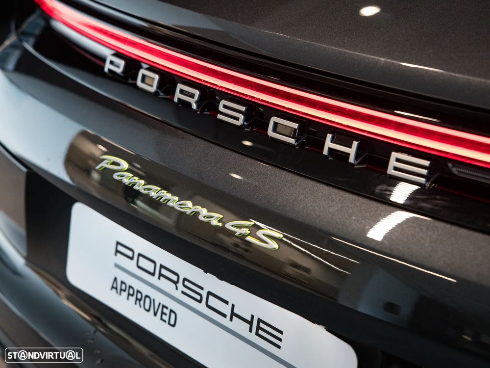 Porsche Panamera 4S E-Hybrid - 44