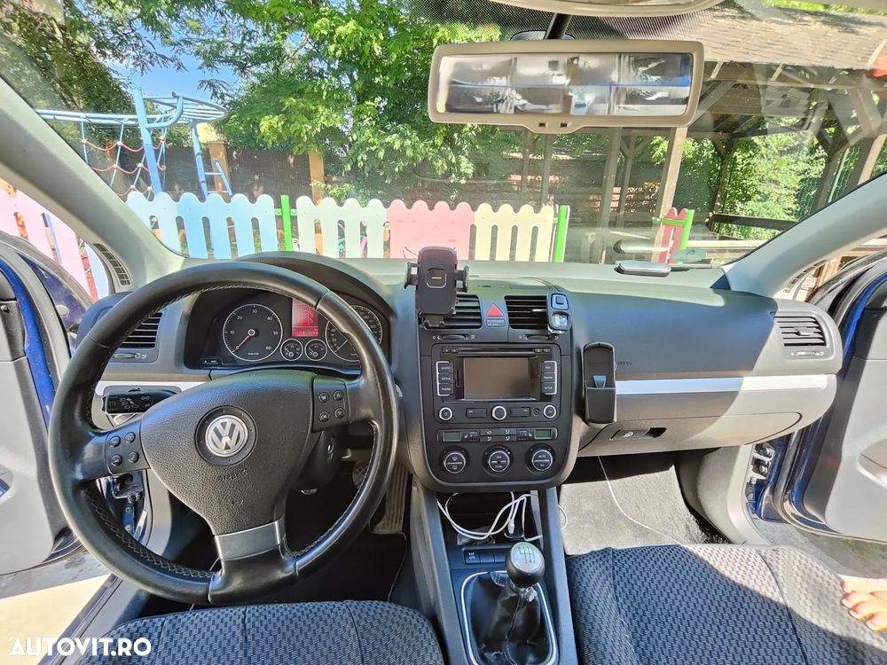 VOLKSWAGEN Golf 2009 — imagine 7