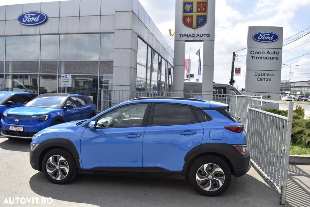 Hyundai KONA - 10