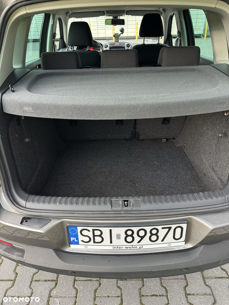 Volkswagen Tiguan - 11