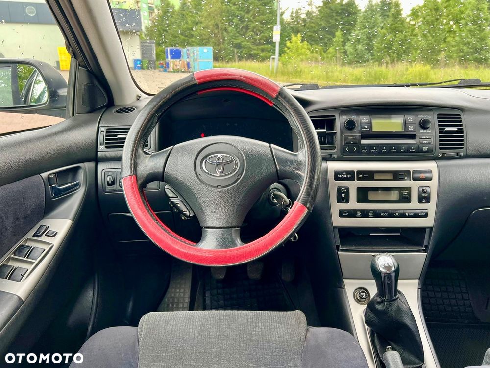 Toyota Corolla - 22