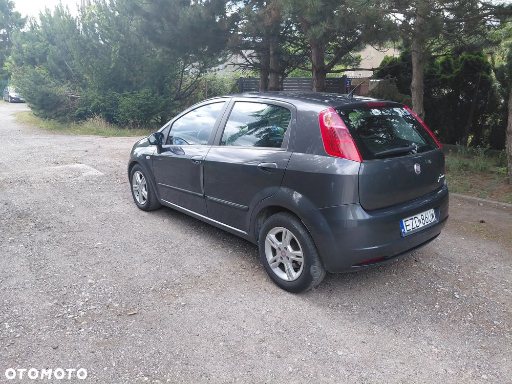 Fiat Grande Punto 1.6 Multijet 16V Emotion - 5