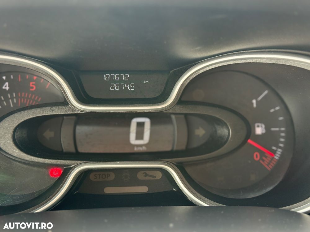 Renault Trafic Grand Combi Life - 12
