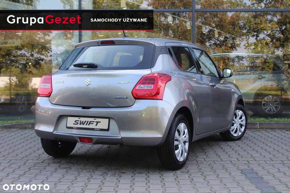 Suzuki Swift - 4