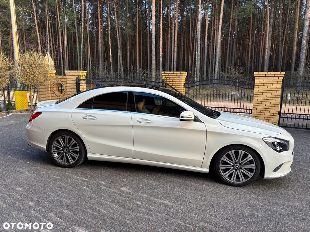 Mercedes-Benz CLA 250 4-Matic - 10
