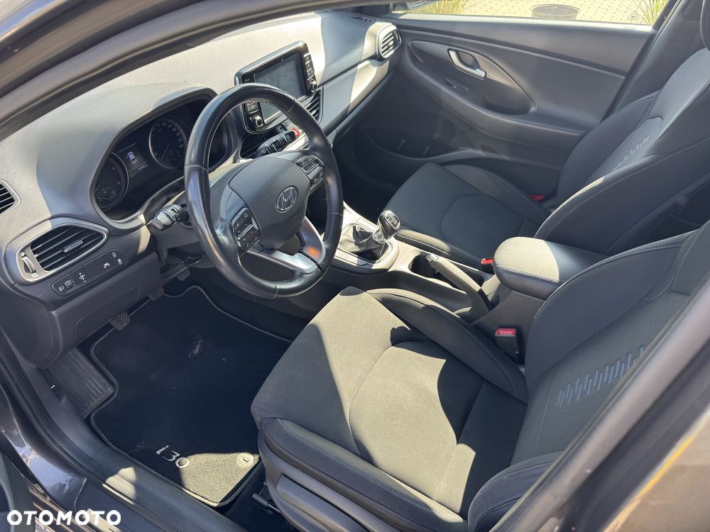 Hyundai i30 1.6 D GO - 5