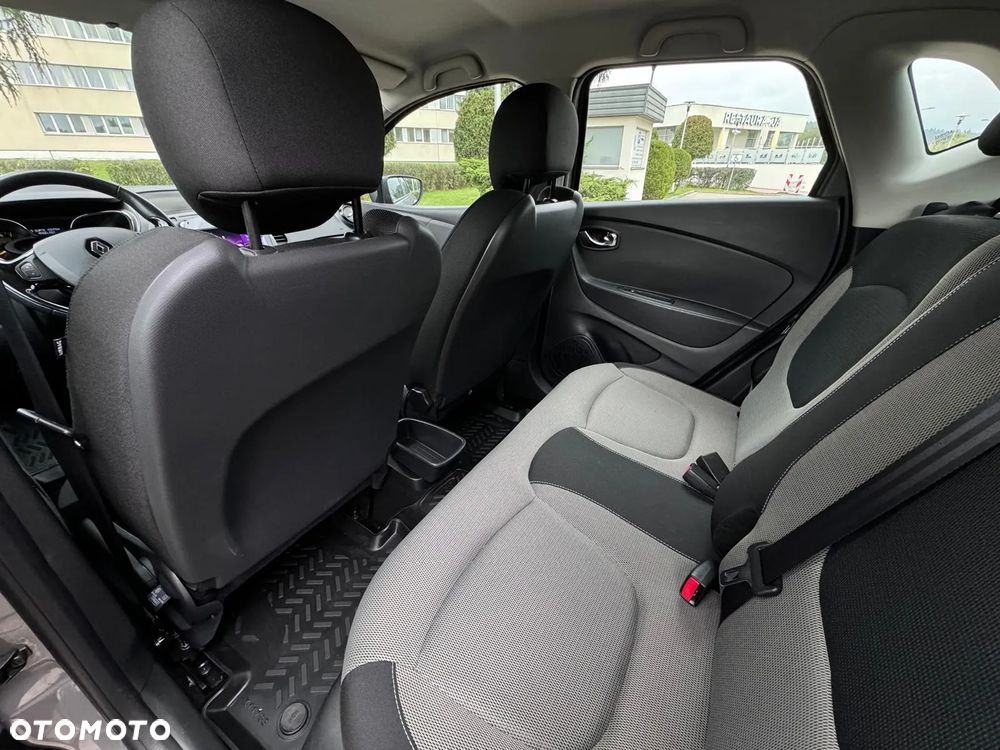 Renault Captur ENERGY TCe 120 EDC Luxe - 40