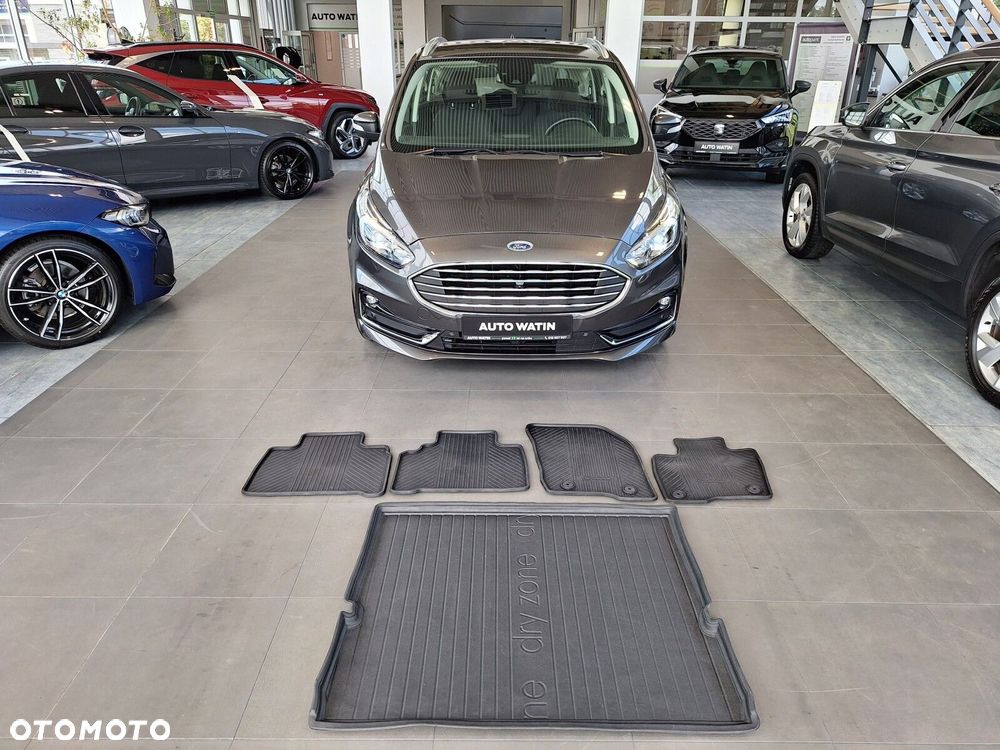 Ford S-Max 2.5 Hybrid Titanium CVT 7os - 7