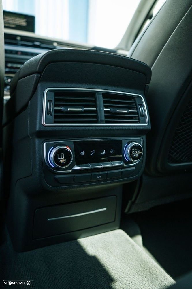 Audi Q7 3.0 TDI quattro tiptronic 7L - 19