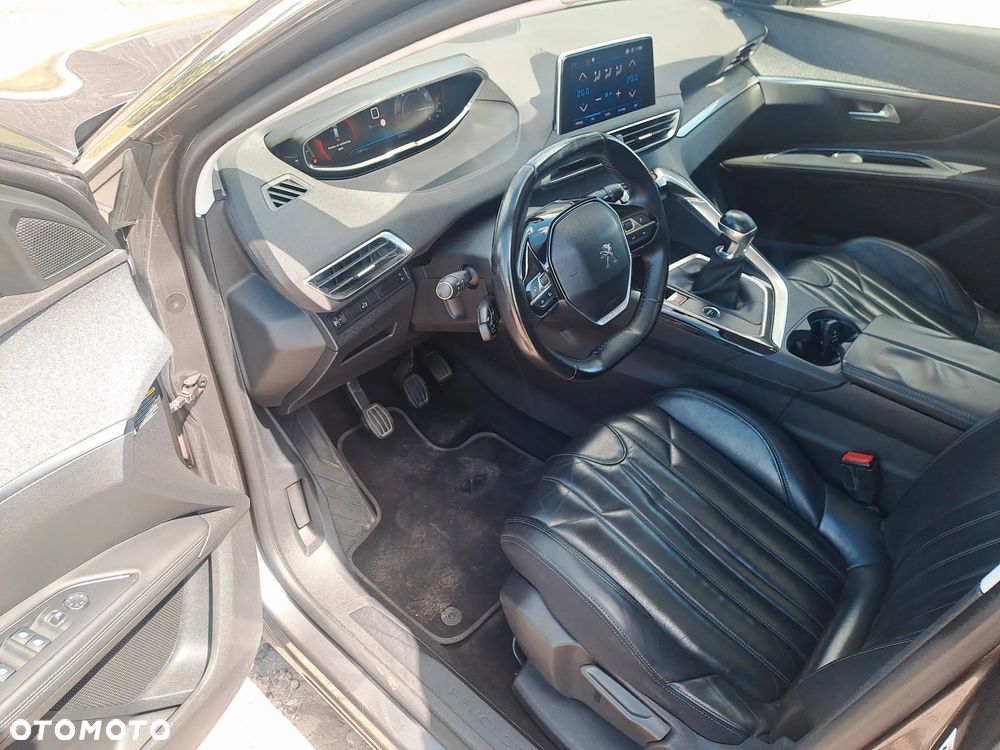 Peugeot 5008 PureTech 130 Stop & Start Allure - 9