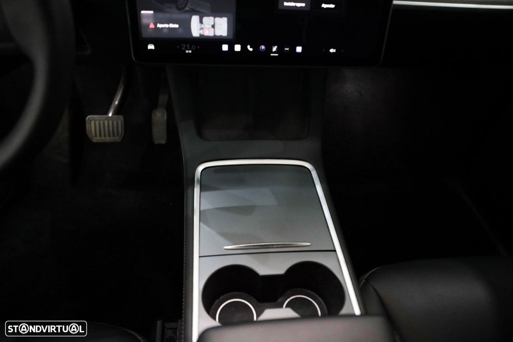 Tesla Model Y Tração Traseira - 24