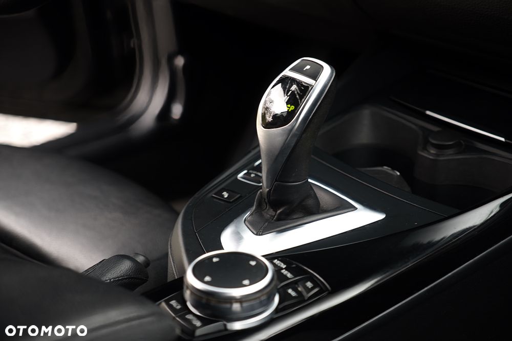 BMW Seria 2 228i Sport-Aut Sport Line - 13