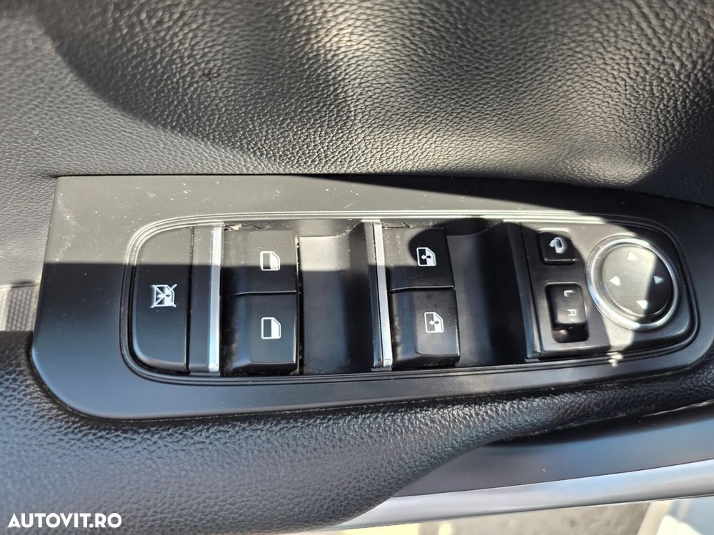 Kia Ceed 1.6 DSL MHEV 7DCT HP GT Line - 16
