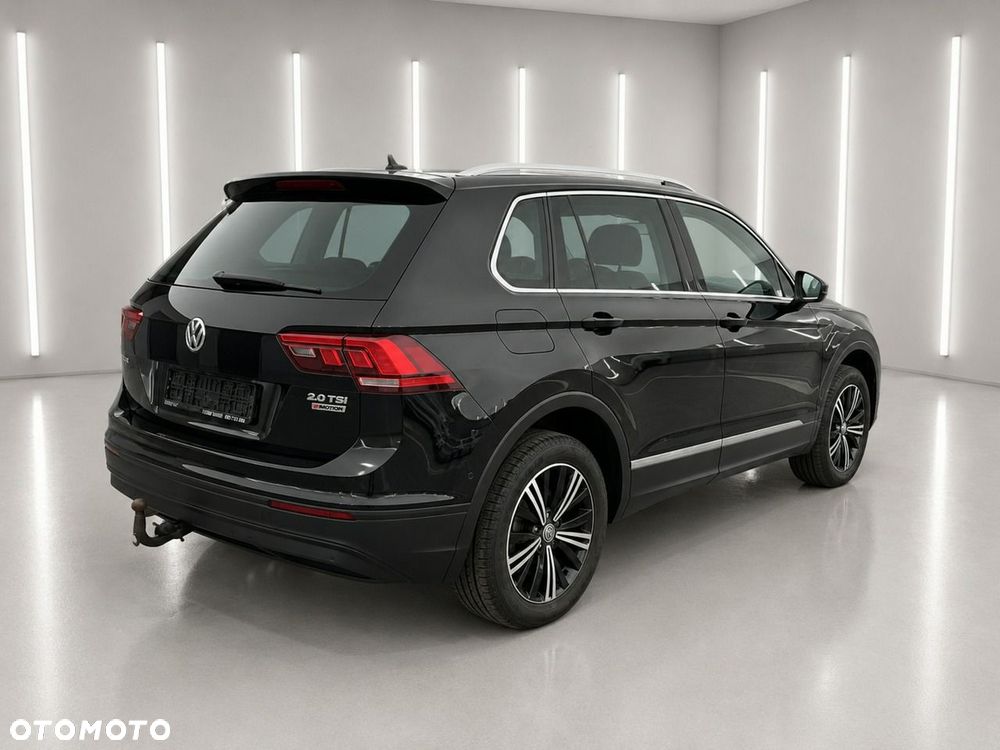Volkswagen Tiguan - 8