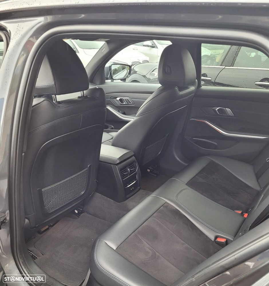 BMW 320 2021 photo 4
