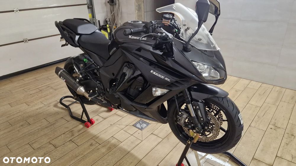 Kawasaki Ninja 1000 SX - 10