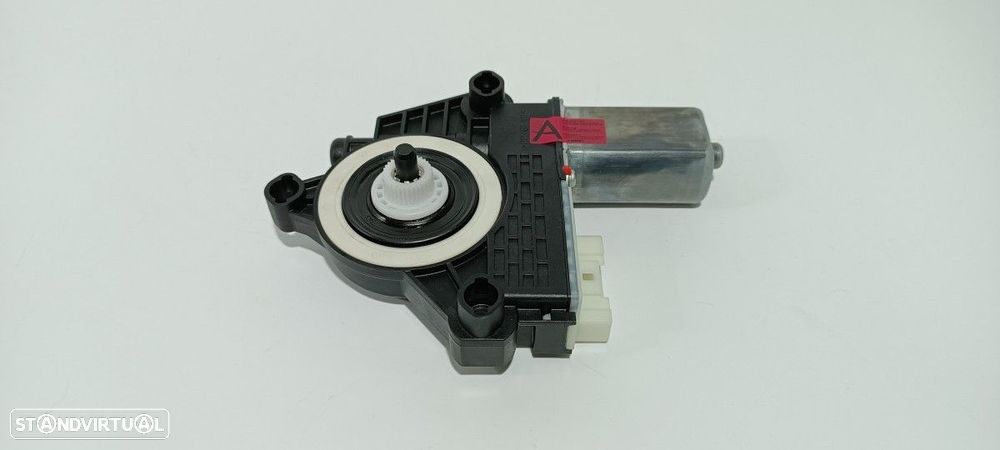 MOTOR ELEVADOR FRENTE DIREITO BMW SERIE 1 LIM. (F40) 118D M SPORT - 3