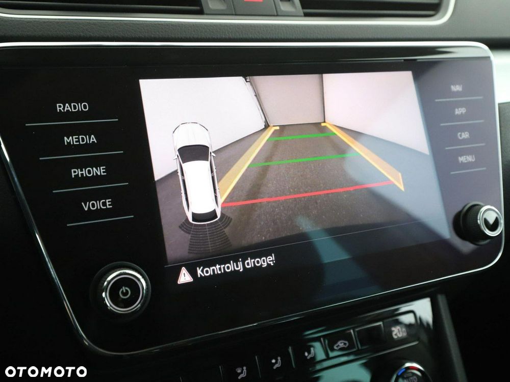 Skoda Superb 1.8 TSI Ambition DSG - 24