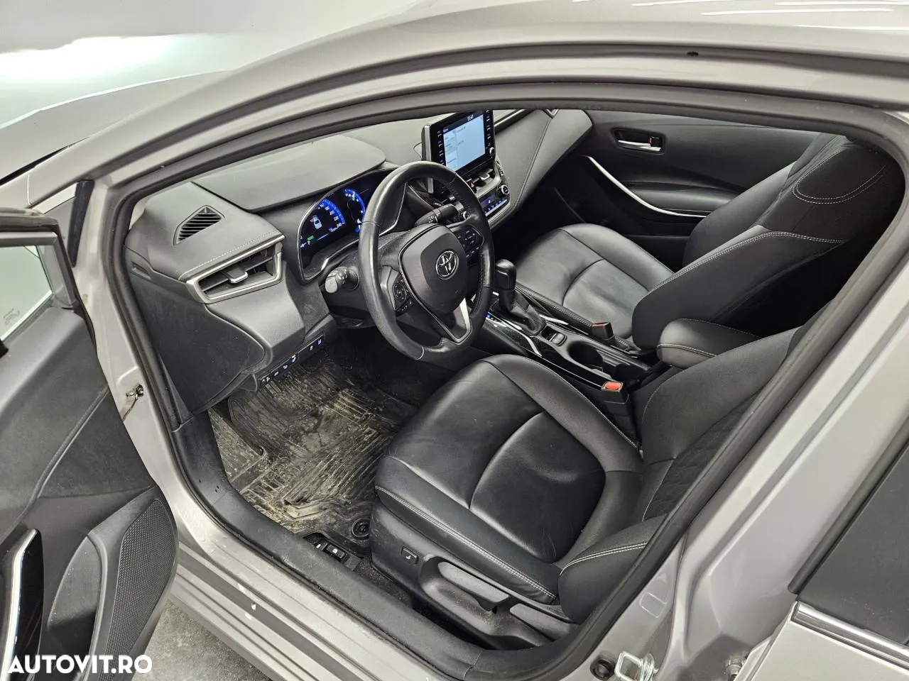 Toyota Corolla - 5