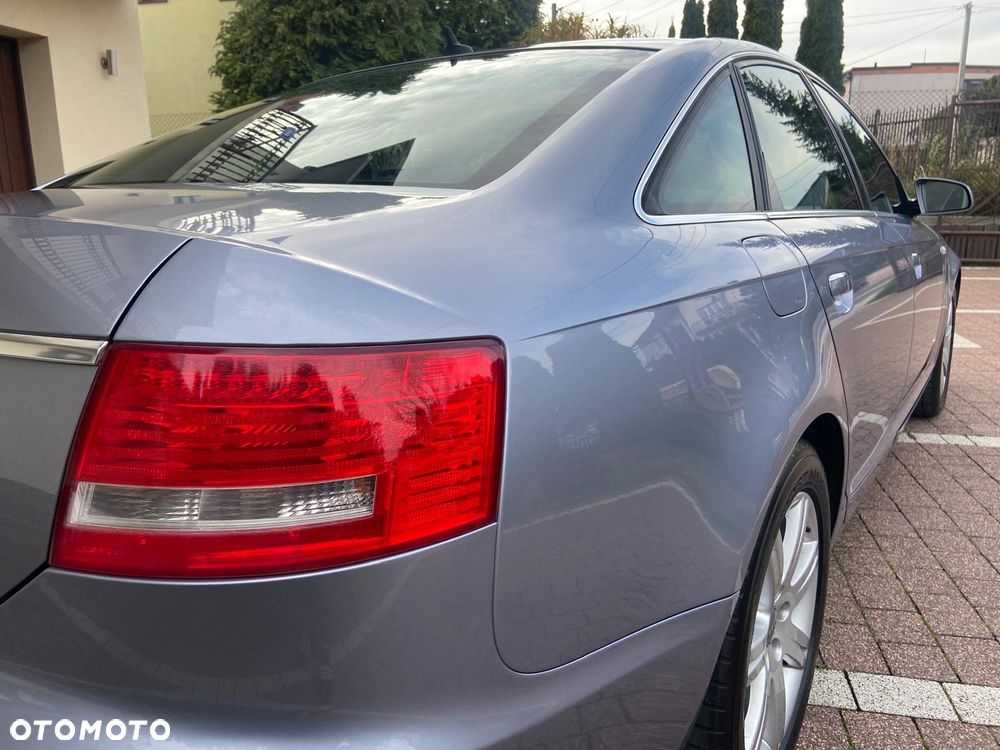 Audi A6 Limousine 3.2 FSI - 8