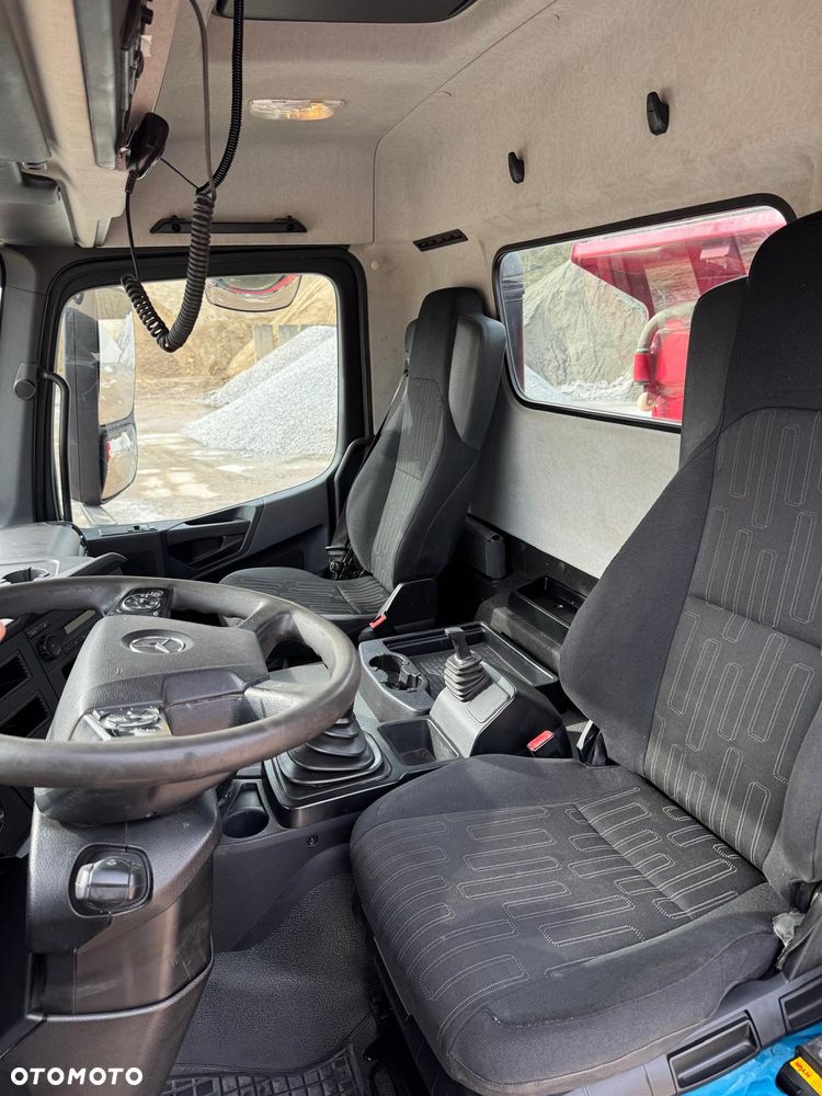 Mercedes-Benz Arocs - 8