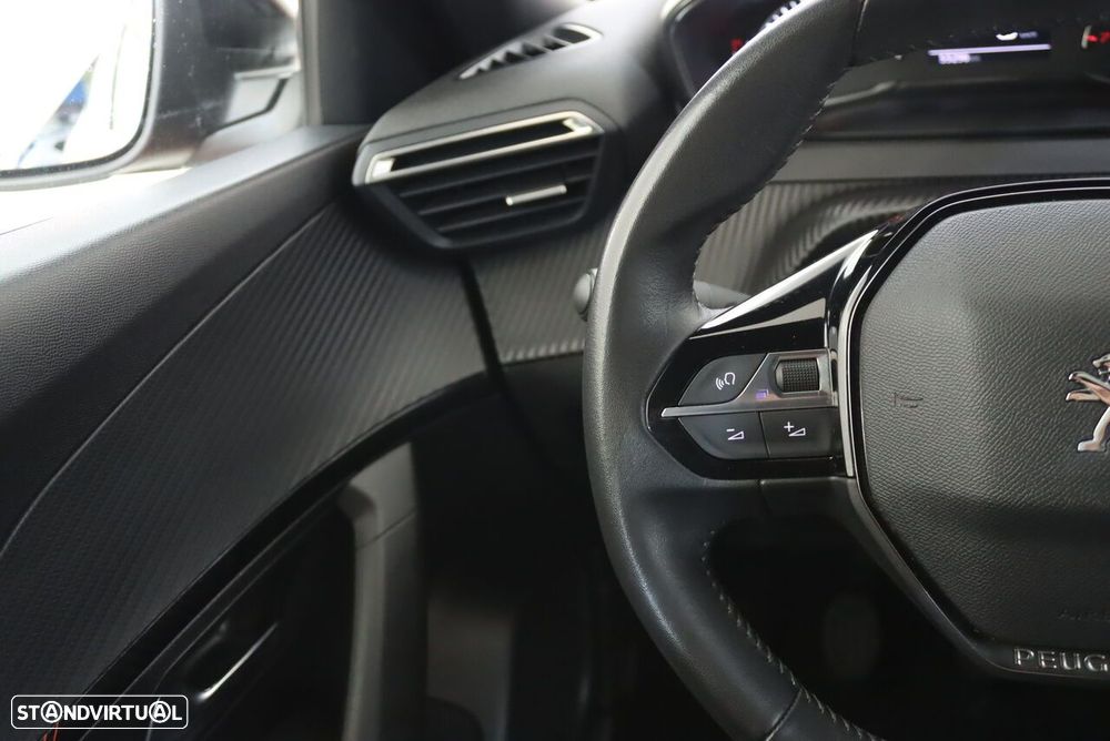 Peugeot 2008 1.2 PureTech Active Pack - 10