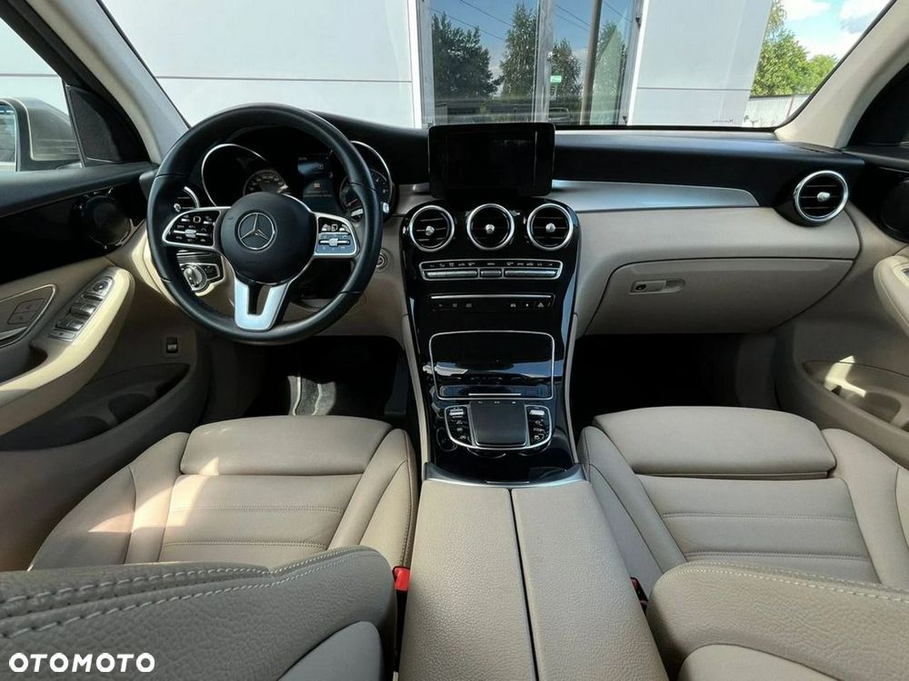 Mercedes-Benz GLC 300 d 4-Matic - 21
