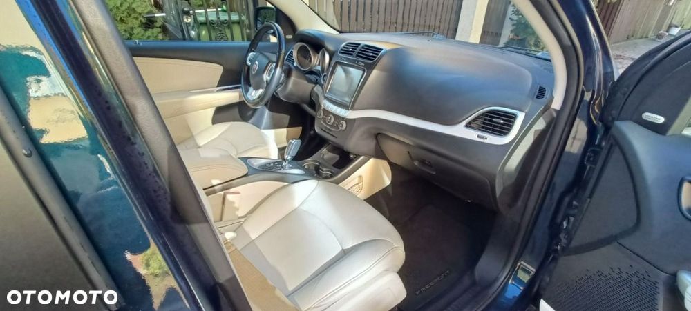 Fiat Freemont 3.6 V6 Lounge - 27