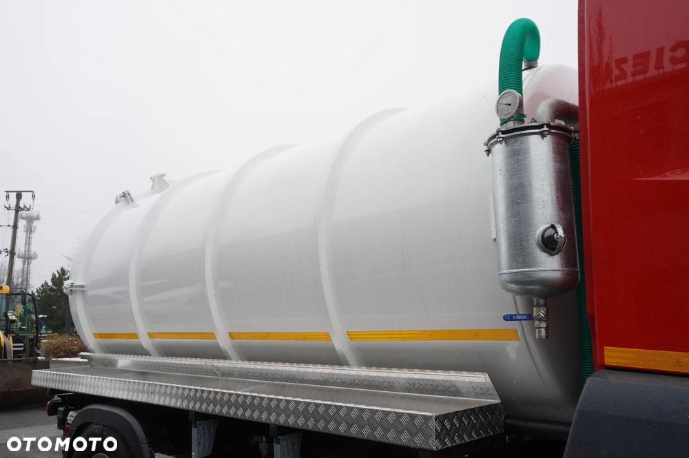 Mercedes-Benz Actros 1833 / 260 tys. km / Zabudowa WUKO 11000 l - 9