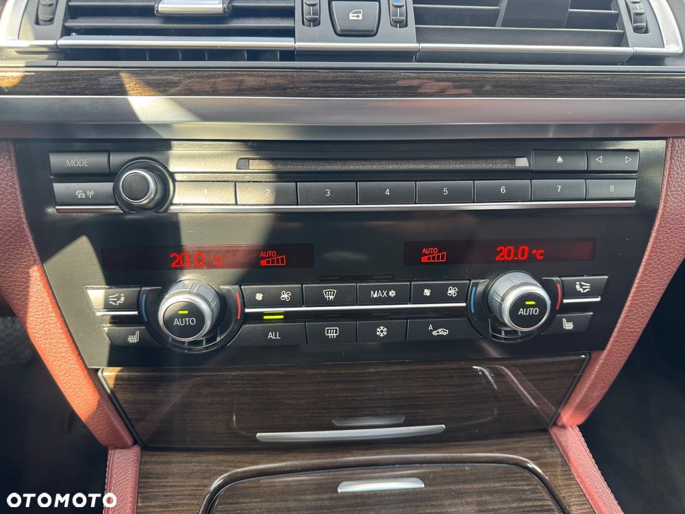 BMW Seria 7 730d - 22