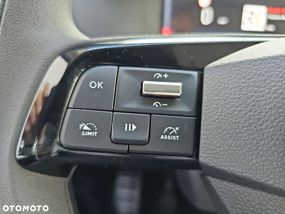 Fiat Scudo BRYGADOWY 6-cio osobowy - 23