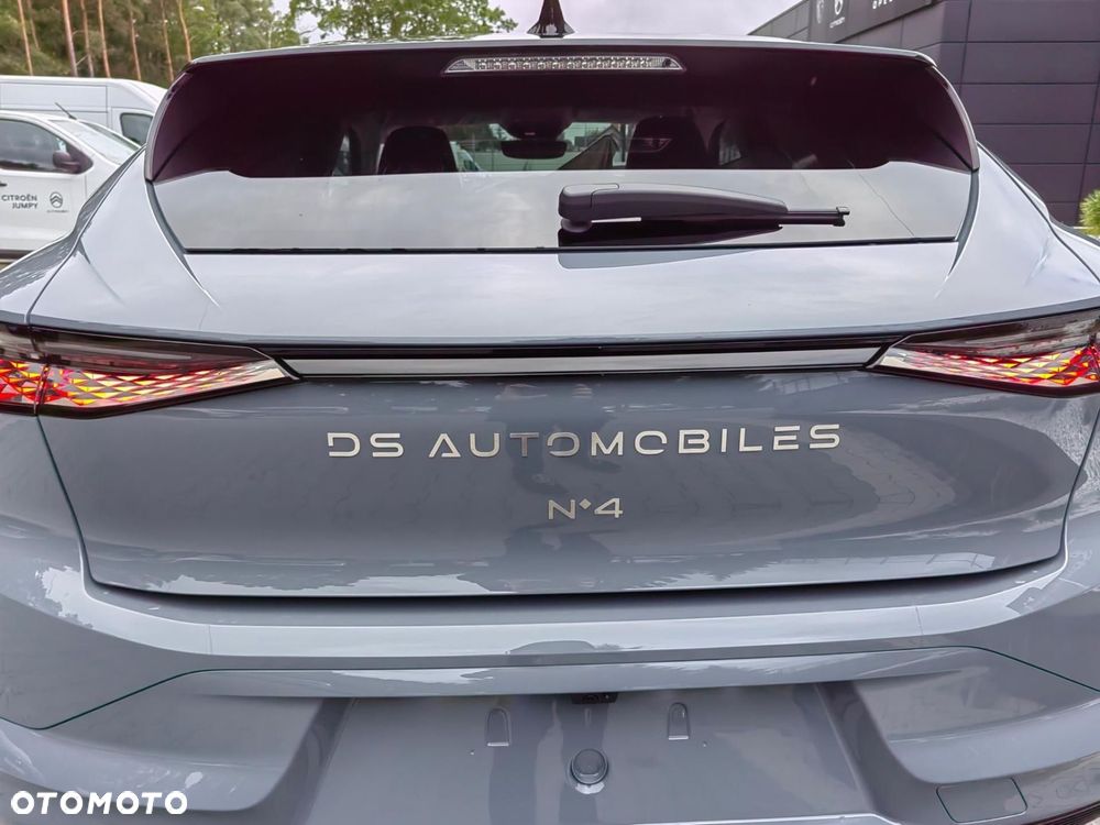 DS Automobiles DS 4 1.2 mHEV Étoile Alcantara eDCS6 - 3