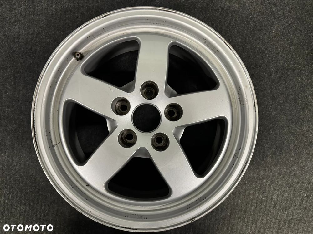Alufelgi Audi A4 B9, A4 B8 16 cali 5x112 4szt. + Oryginalny kołpak. Ładne! - 7