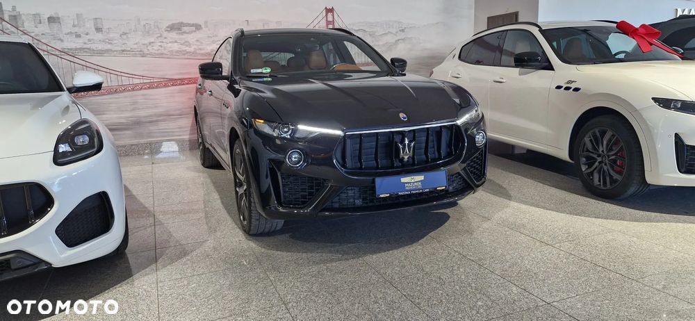 Maserati Levante S - 25